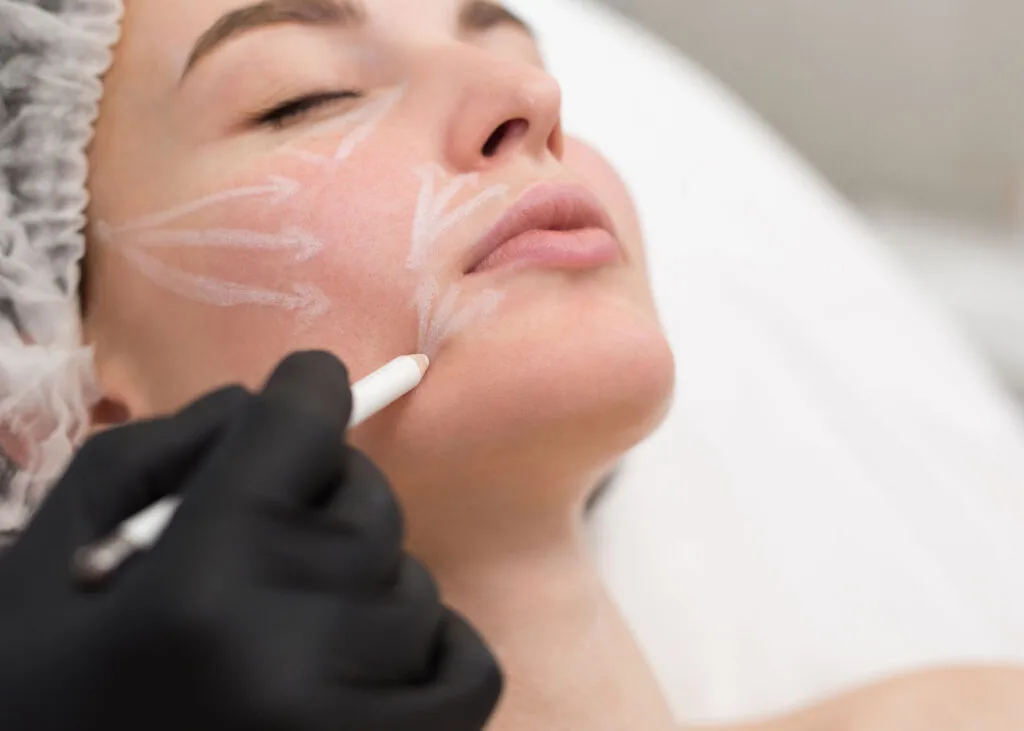 Hautanalyse und Behandlungen