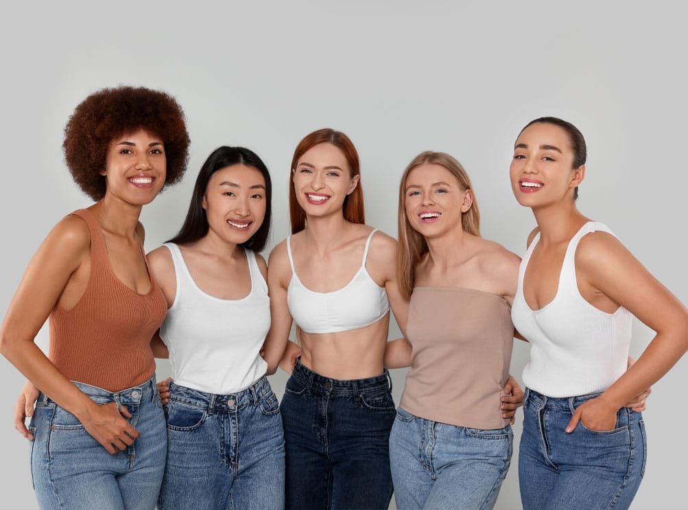 schoener junger Frauen