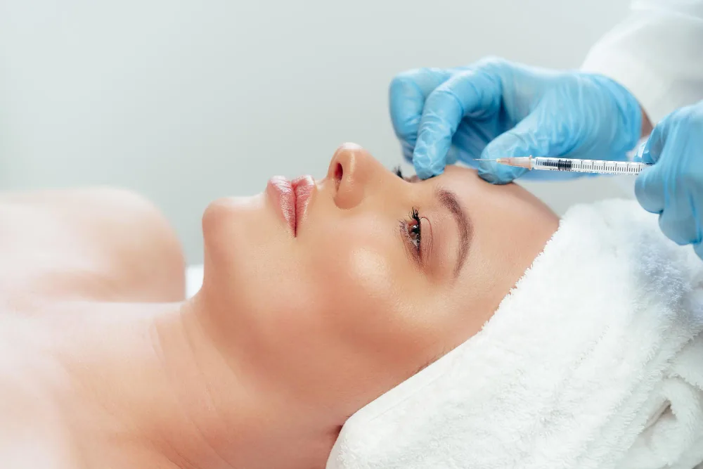 Botox in Berlin: Faltenbehandlung mit erhaltener Mimik – ehrlich erklärt 6 Botox-Faltenbehandlung in Berlin