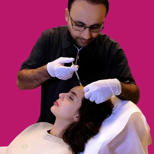 Botox in Berlin: Faltenbehandlung mit erhaltener Mimik – ehrlich erklärt 9 Botox-Injektion in Berlin