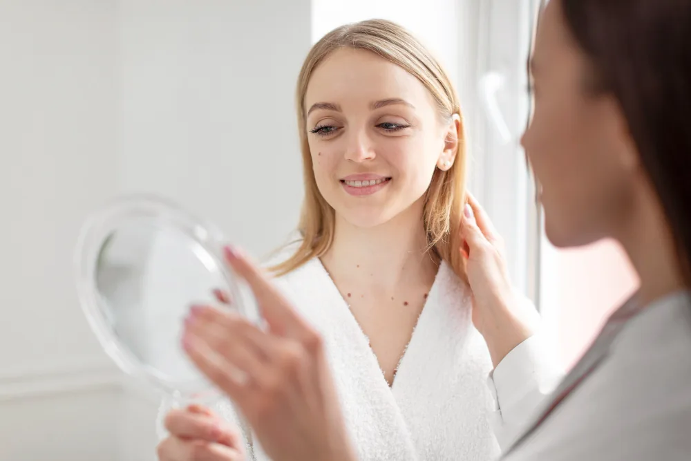 Hautanalyse und Behandlungen 3 Hautanalyse bei Ku'damm Aesthetic in Berlin